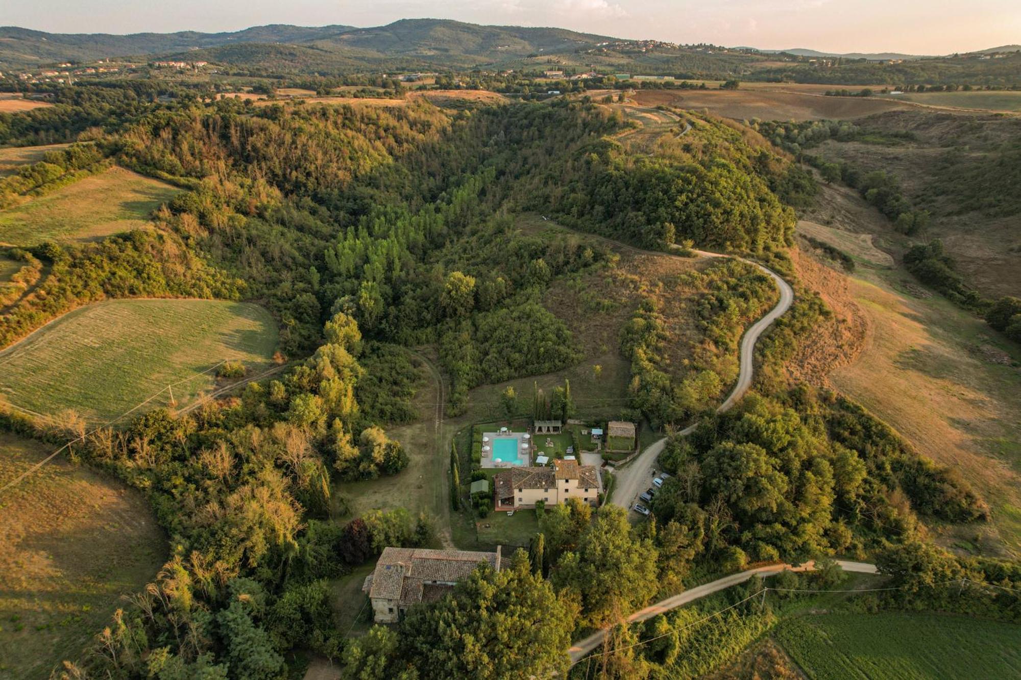 Borgo Santa Maria In Valle Laterina Exterior photo