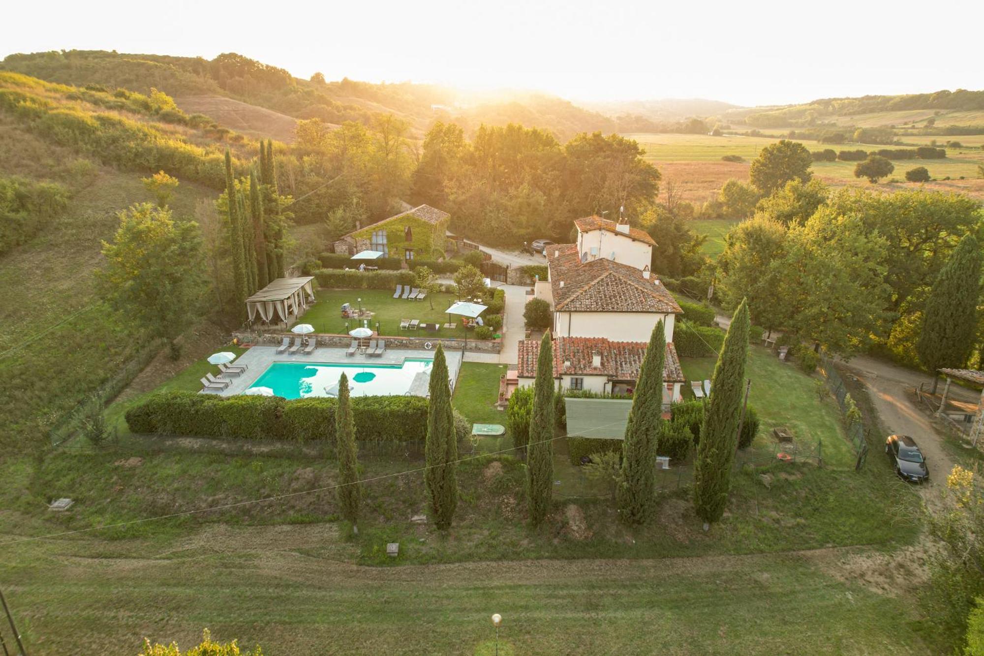 Borgo Santa Maria In Valle Laterina Exterior photo