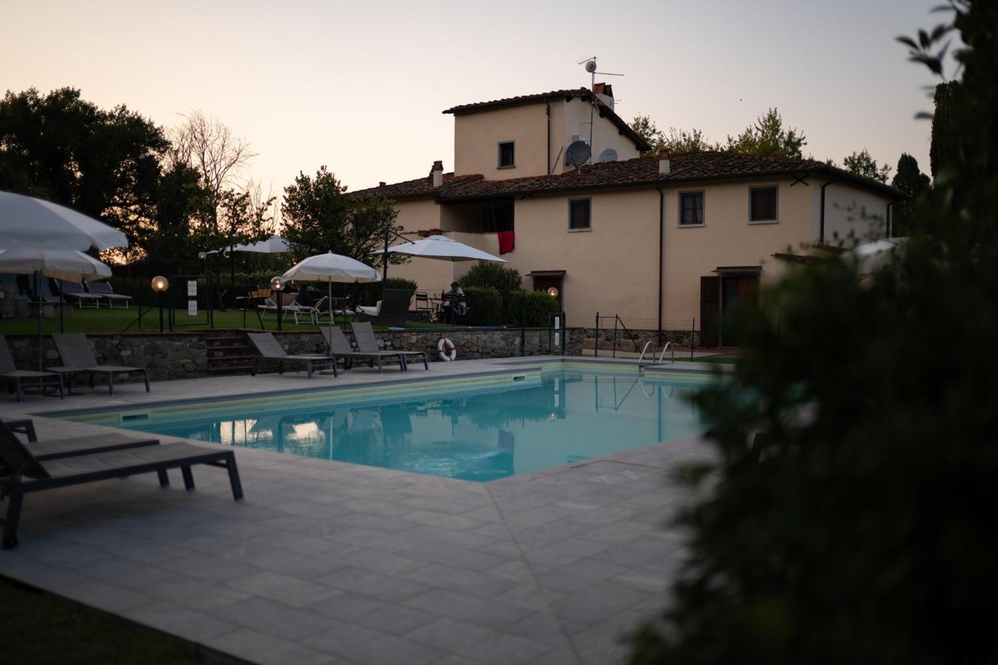 Borgo Santa Maria In Valle Laterina Exterior photo