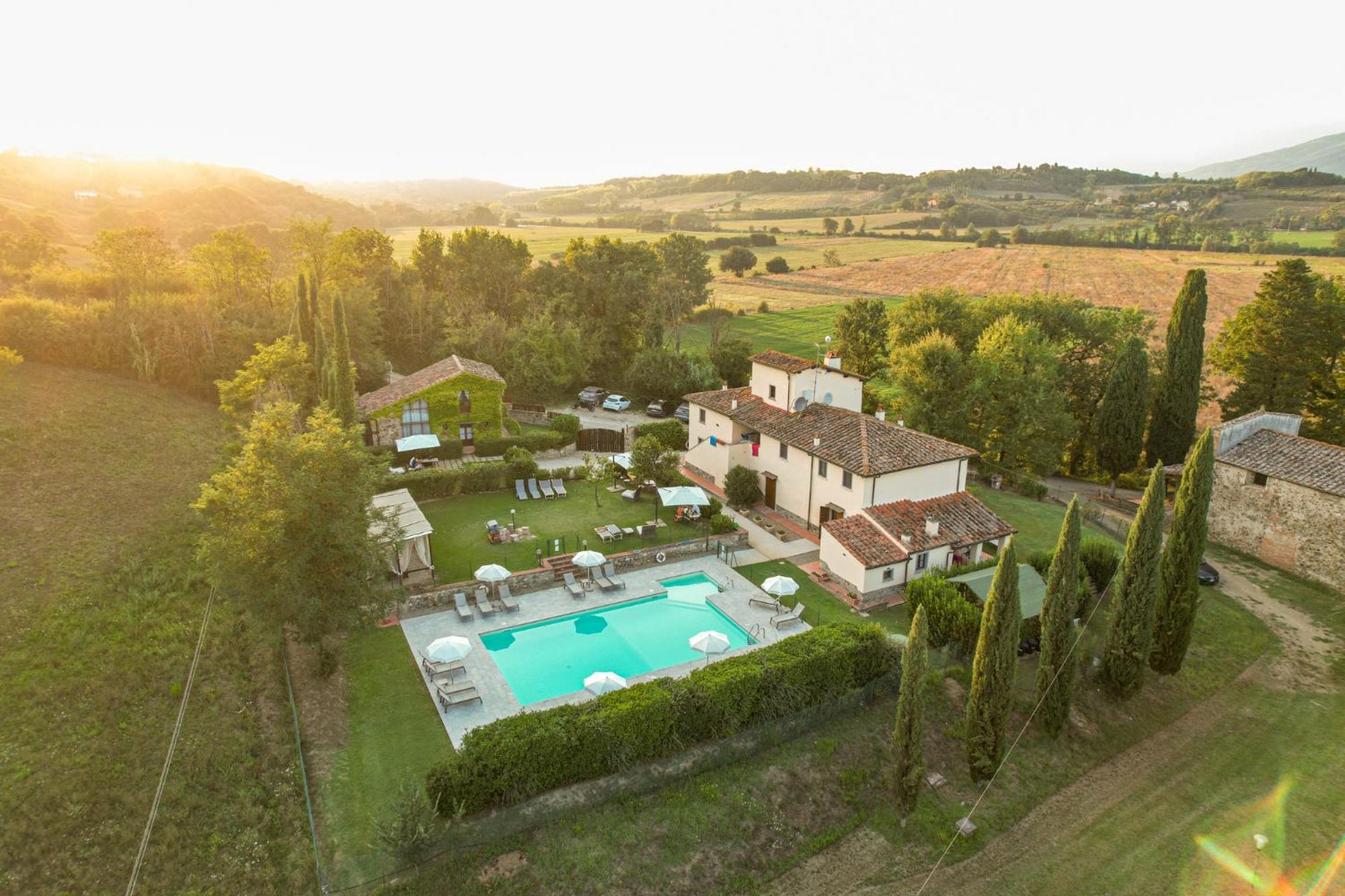 Borgo Santa Maria In Valle Laterina Exterior photo